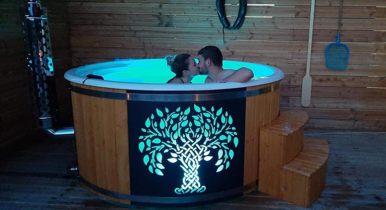 Au Chalet Bain Nordique neuf indépendant calme assuré Haselbourg Exterior foto